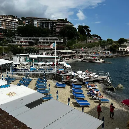 Apartamento Con Posto Auto - Spiaggia A 100 Mt Rapallo
