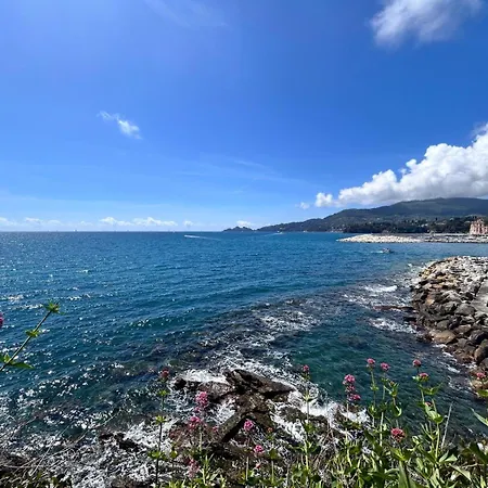 Con Posto Auto - Spiaggia A 100 Mt * Rapallo